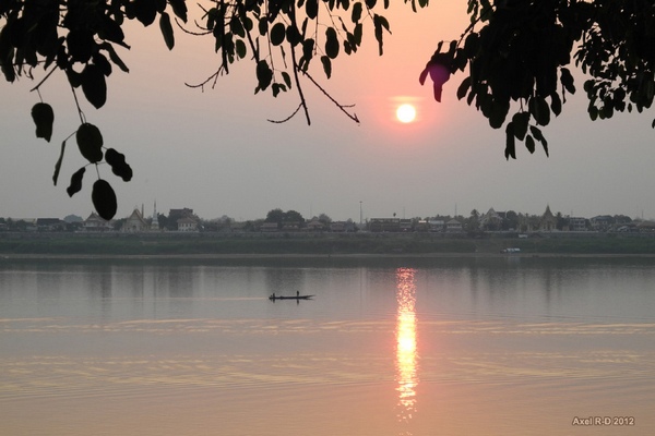 Sunset Mekong Tha Khaek Laos