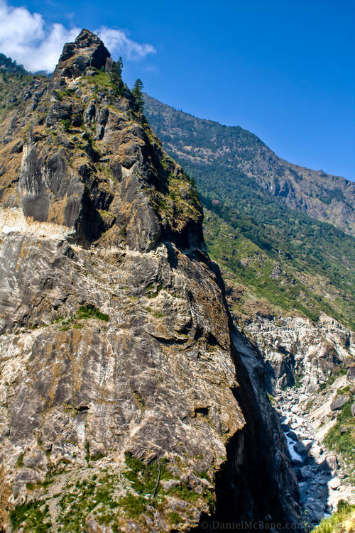 New Annapurna road on a cliff face